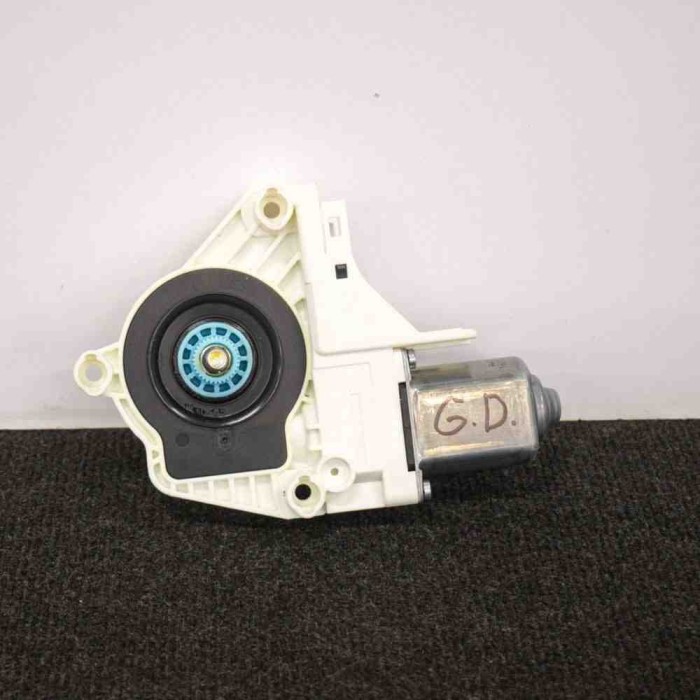 Motor macara geam ușă dreapta spate AUDI Q5 8R 2015 OEM: 8K0959812A 3695430
