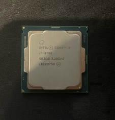Vand procesor I7-8700 , 4.60 Ghz frecventa maxima , socket 1151 foto