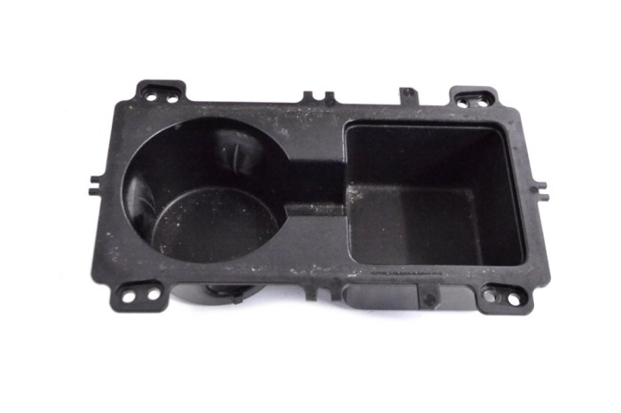 Suport de pahar LAND ROVER RANGE ROVER VELAR L560 2019 OEM: J8A2-048196-AD | 14442606