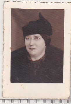 bnk foto - Portret de femeie - Foto Francez Gheorghiu Braila anii `40 foto