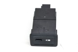 Port USB/AUX-In MERCEDES-BENZ SPRINTER 3,5-t Van 907, 910 2020 OEM: A2478200401 13621656