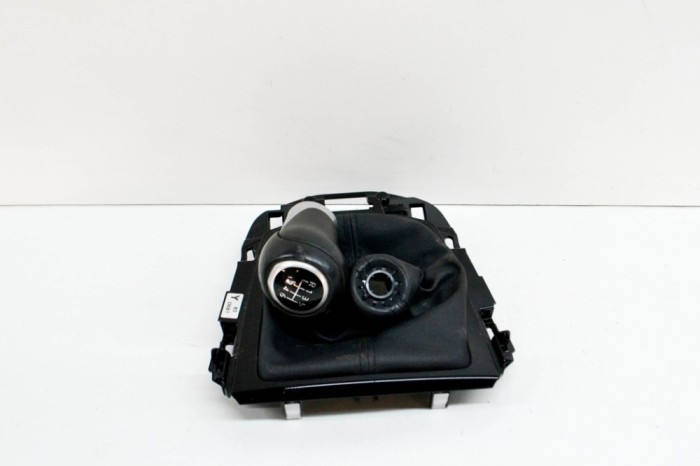Nuca schimbător de viteze MAZDA CX-3 DK 2016 OEM: DA6T-64341 14591005