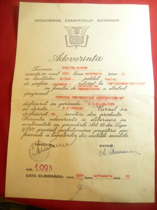 Adeverinta a Ministerului Comert Exterior- Centrul de Perfectionare 1974