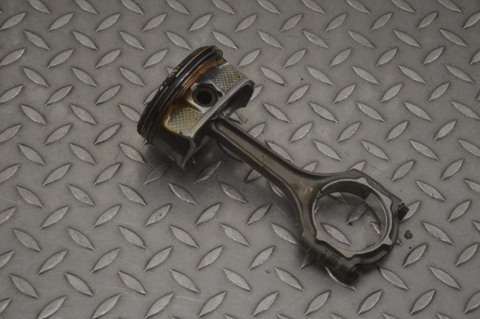 Piston JEEP WRANGLER III JK 2017 23774756