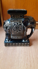 Elefant indian - din ceramica foto