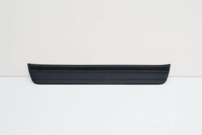 Ornament prag dreapta față HYUNDAI TUCSON NX4E, NX4A 2021 OEM: 85883-N7000 15232190
