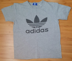 Tricou barbat la baza gatului Adidas bumbac gri Small purtat o data foto