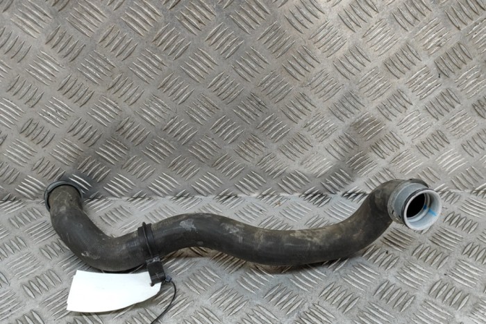 Furtun radiator răcire st&acirc;nga MERCEDES-BENZ E Coupe C207 2015 OEM: A2045013182 28599584