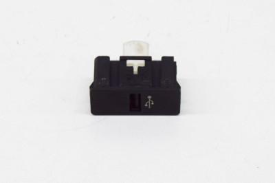 Port USB/AUX-In BMW 4 Coupe F32, F82 2018 OEM: 9230248 11730264 foto