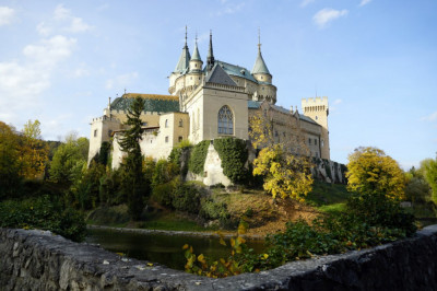 Fototapet de perete autoadeziv si lavabil City38 Castel Bojnice, 400 x 250 cm foto