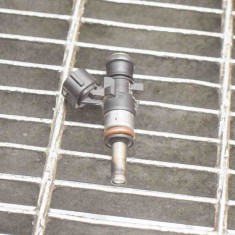 Injector de combustibil VW GOLF VII 5G1, BQ1, BE1, BE2 2016 OEM: 06L906031A,0280158266 11772342