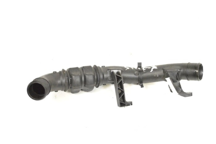 Furtun intercooler FORD S-MAX 2016 OEM: DS73-6C646-FK 11704395