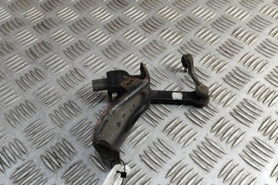 Senzor de nivel &amp;icirc;nălțime dreapta spate TOYOTA PRIUS _W3_ 2014 OEM: 89407-12030 | 32024246 foto