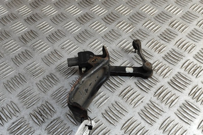 Senzor de nivel &icirc;nălțime dreapta spate TOYOTA PRIUS _W3_ 2014 OEM: 89407-12030 | 32024246