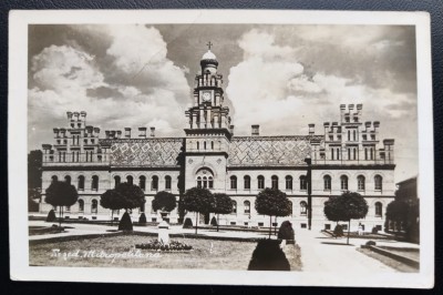 Bucovina - 1944 - Cernauti - Resedinta Mitropolitana - tip fotografie, circulata la Bucuresti, 1 timbru intact, stampila 2 CENZURAT CERNAUTI 2 foto
