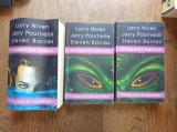 Cumpara ieftin LARRY NIVEN- SERIA HEROT, 3 VOLUME