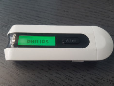 MP3+RADIO PHILIPS GOGEAR 2GB PERFECT FUNCTIONAL.FUNCTIONEAZA CU BATERIE LR03! foto
