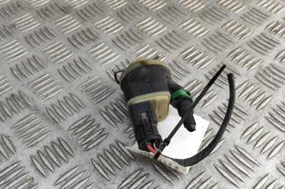 &amp;Icirc;ncălzitor filtru de combustibil BMW 3 Gran Turismo F34 2013 OEM: 8572521 30813727 foto