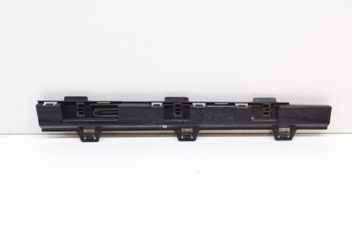 Suport prag lateral dreapta față BMW 4 Coupe F32, F82 2013 OEM: 7285788 13851337