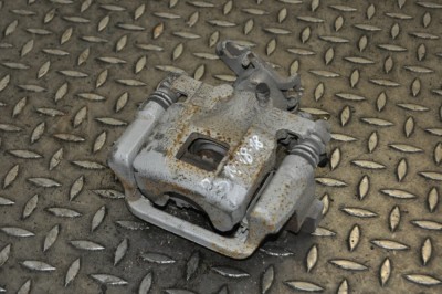 Etrier de fr&amp;acirc;nă dreapta spate MITSUBISHI OUTLANDER III GG_W, GF_W, ZJ 2015 12069472 foto
