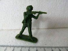 bnk jc Romania - Soldat - figurina de plastic foto