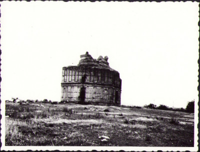 HST P1166 Poză ruine mănăstirea Chiajna Rom&amp;acirc;nia comunistă foto