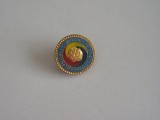 QW9 N5 77 - insigna - sport - fotbal - Federatia romana de fotbal