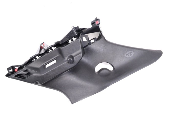 Ornament st&acirc;lp dreapta TOYOTA COROLLA Hatchback _E21_ 2021 OEM: 62470-02580 13704539