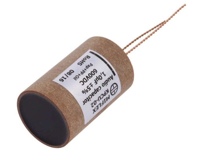 Condensator 1uF 600VDC THT