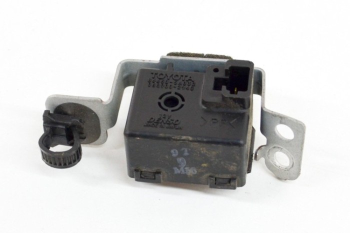 Alt modul de control LEXUS LS _F2_ 1998 OEM: 86650-5A030,068900-2940 | 14263556