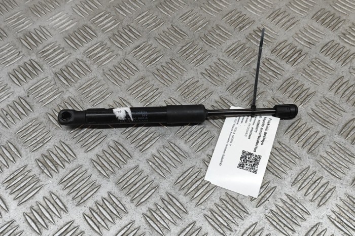 Amortizor capota dreapta față TESLA MODEL Y 2023 OEM: 1505547-00-A 28860075