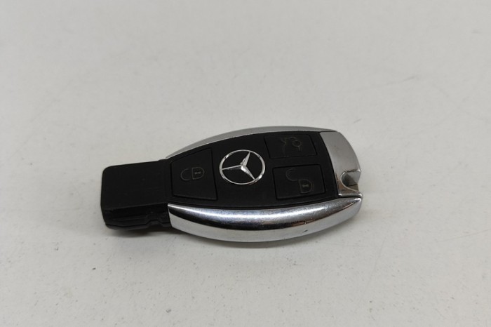 Cheie de contact MERCEDES-BENZ SLK R172 2014 OEM: A0009050039 26547077