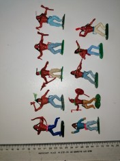 LOT 10 FIGURINE VINTAGE / FIGURINA HONG KONG INDIENI