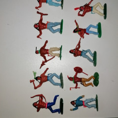 LOT 10 FIGURINE VINTAGE / FIGURINA HONG KONG INDIENI