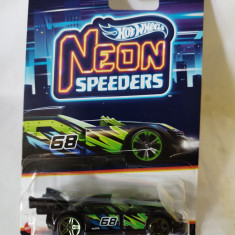 bnk jc Hot Wheels 2023 - GT Hunter - Neon Speeders 5/8