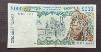 Statele Vest Africane (Coasta de Fildeș) - 5000 Francs / franci ND (2002) foto