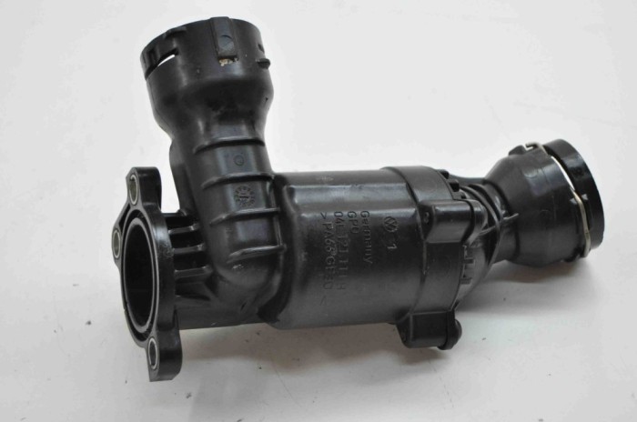 Termostat VW PASSAT B8 3G2 2016 OEM: 04L121111H 2498589