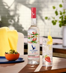 Grey Goose Essences Strawberry &amp; Lemongrass Vodka 1L