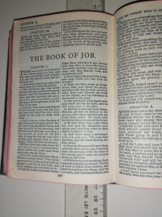 BIBLIE VECHE - LB ENGLEZA - HOLY BIBLE