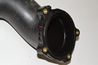Furtun intercooler dreapta MERCEDES-BENZ C W205 2015 OEM: A6510903442 2431826 foto