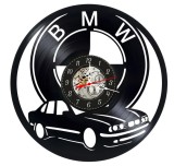 Ceas de perete decorativ realizat din disc de vinil, Model BMW Seria 5 E34 / Auto, Negru, 30 cm