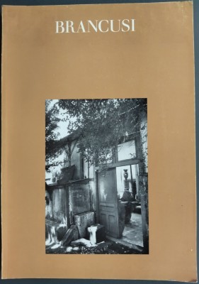 CATALOG EXPOZITIE RETROSPECTIVA CONSTANTIN BRANCUSI / GUGGENHEIM, NEW YORK 1969 (SIDNEY GEIST) [LIMBA ENGLEZA / 164 pag. format 19,7/28 cm] foto