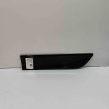 Bandou inferior ușă st&acirc;nga spate PORSCHE MACAN 95B 2014 OEM: 95B839889E