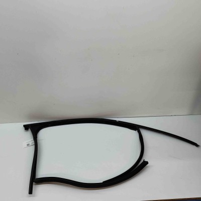 Bandou superior ușă dreapta față PORSCHE CAYENNE 9Y0/9Y3 2023 OEM: 9Y0837432,9Y0837432B 29178470 foto