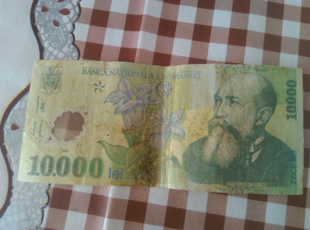 Bancnote românești vechi și timbre diferite categorii și tari | arhiva ...