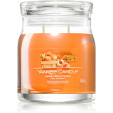 Yankee Candle Farm Fresh Peach lum&acirc;nare parfumată Signature 368 g