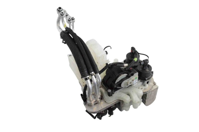 Alt modul de control TESLA MODEL Y 2022 OEM: 1625000-A9-B,1528003-00-B,1523002-00-B,1501200-CL-B,1506859-00-D 23346184