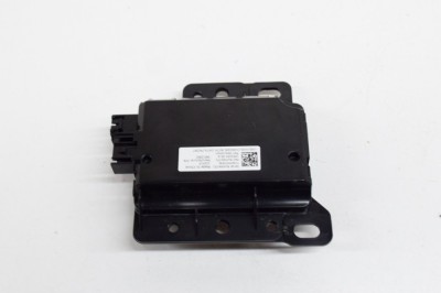Unitate de control USB/AUX TESLA MODEL 3 2020 OEM: 1093295-00-A 16048901 foto