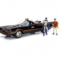 Macheta Batmobil cu 2 figurine si lumini, scara 1/18, Jada