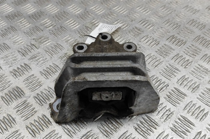 Suport motor dreapta RENAULT ZOE BFM_ 2015 OEM: 112847590R,112109044R | 31284489